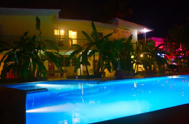 Hotel Magic Tropical Boca Chica Piscina 3